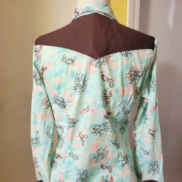 Shyanne Women's Western Snap Button Down Shirt size Small - Picture 4 of 10